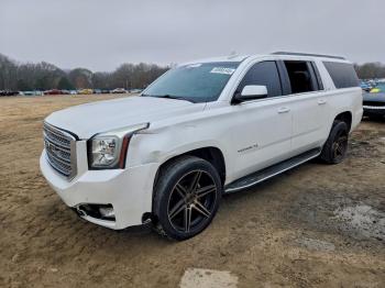  Salvage GMC Yukon
