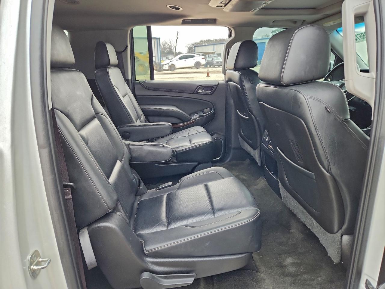 GMC Yukon K1500 Slt Image 7