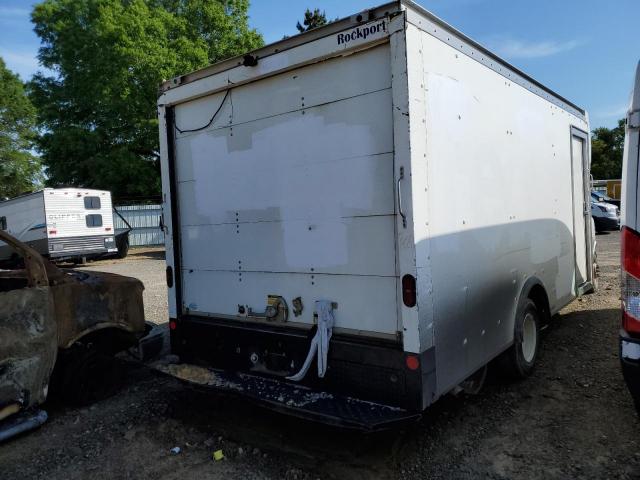 GMC Savana Cutaway G3500 Image 2