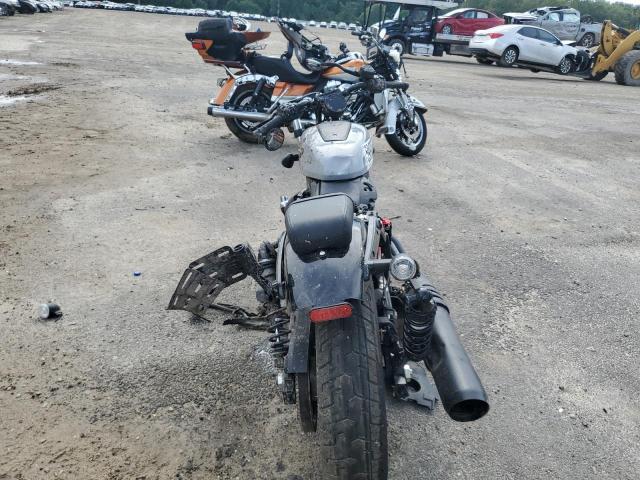 Harley-Davidson Flhc S Image 2