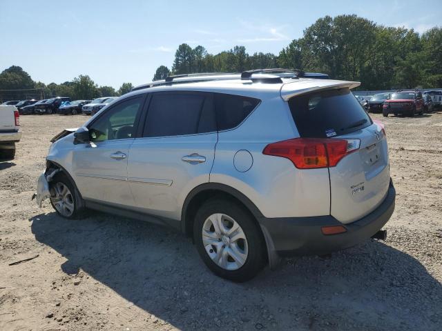 Toyota RAV4 Le Image 6