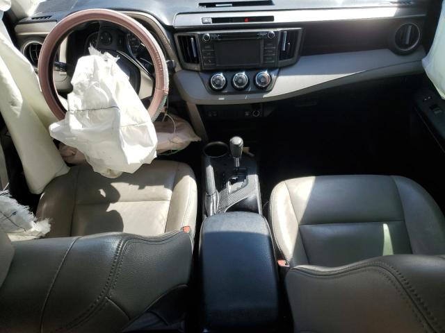 Toyota RAV4 Le Image 2