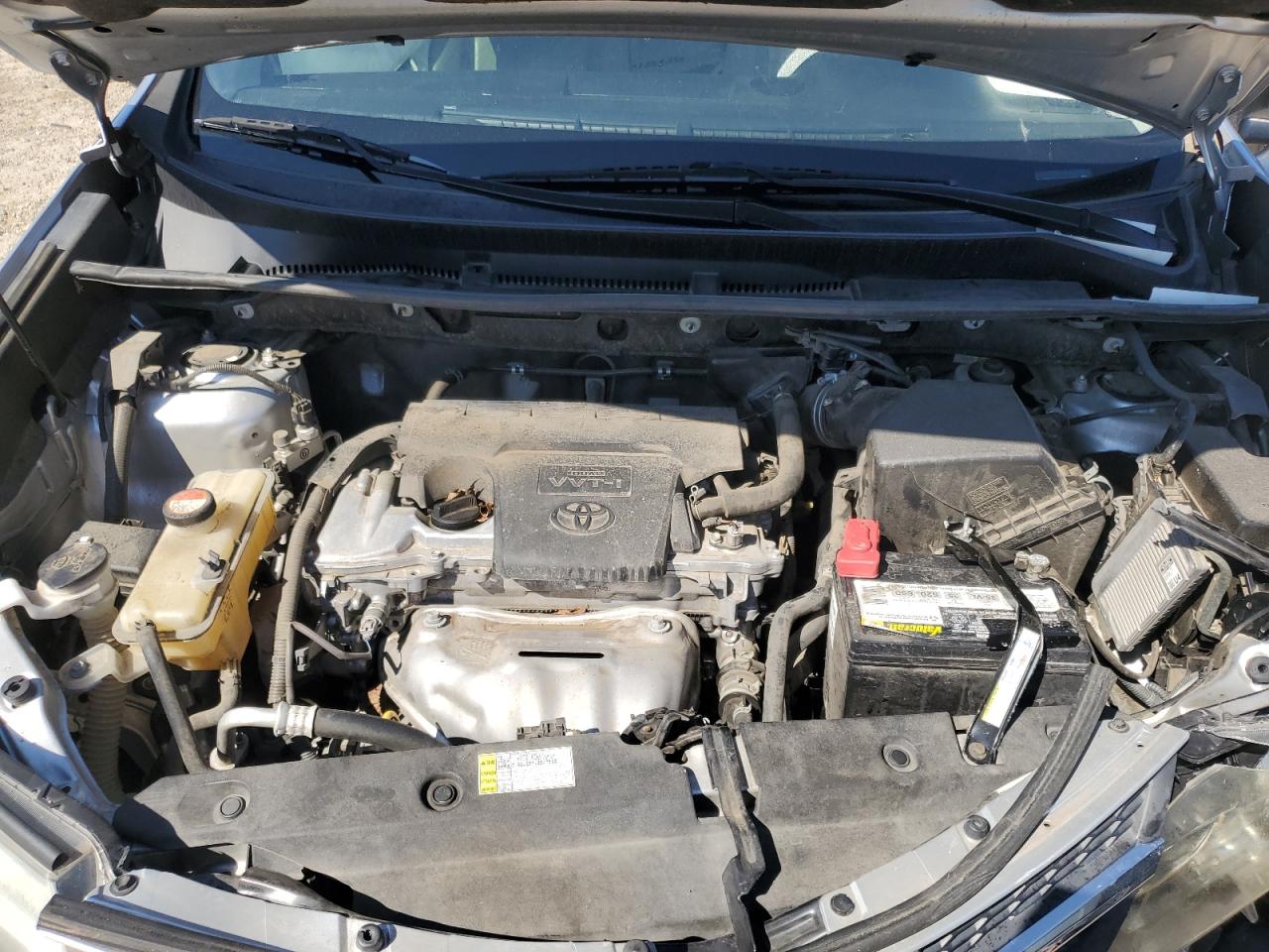 Toyota RAV4 Le Image 3