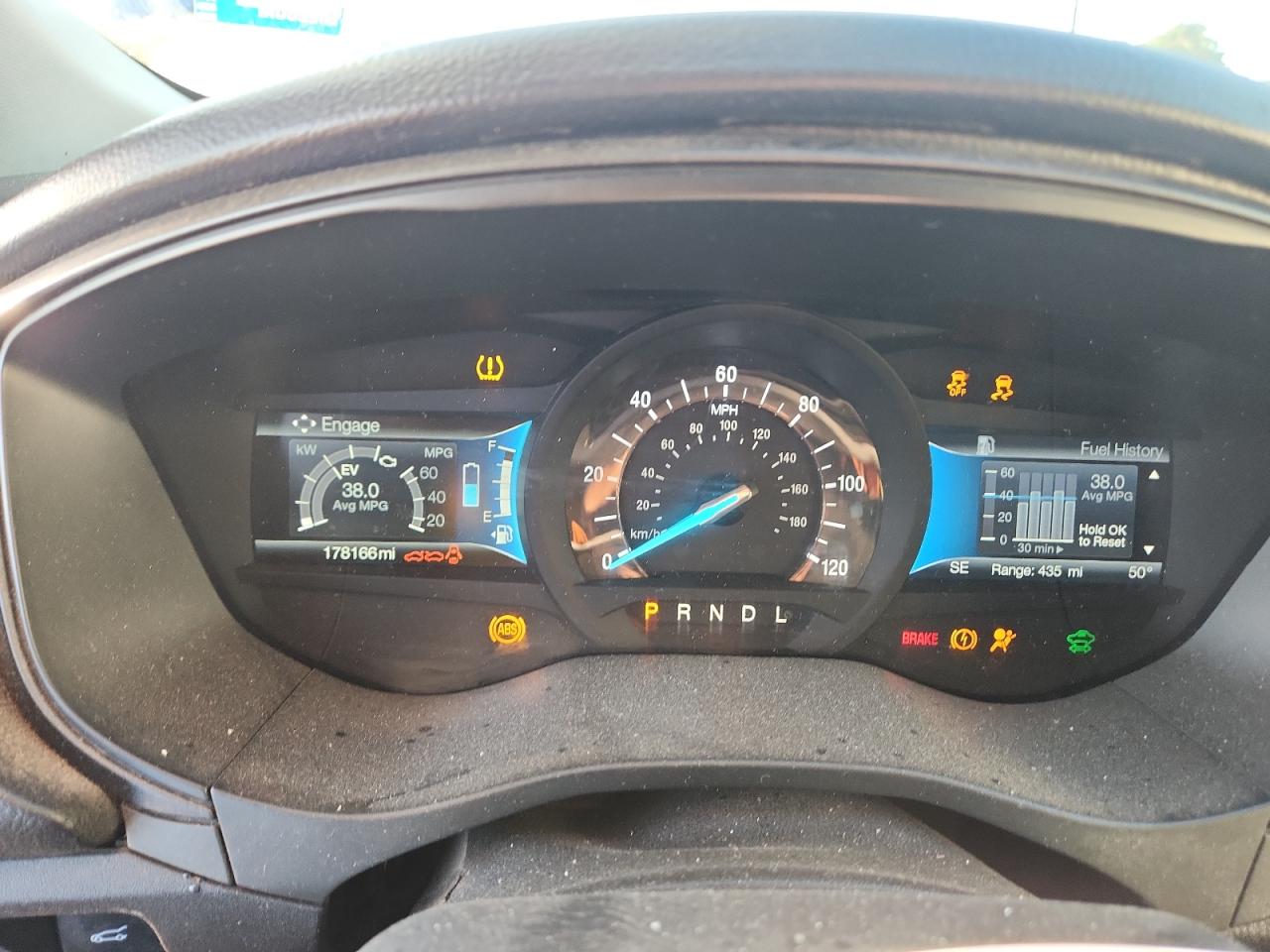 Ford Fusion Se Hybrid Image 10