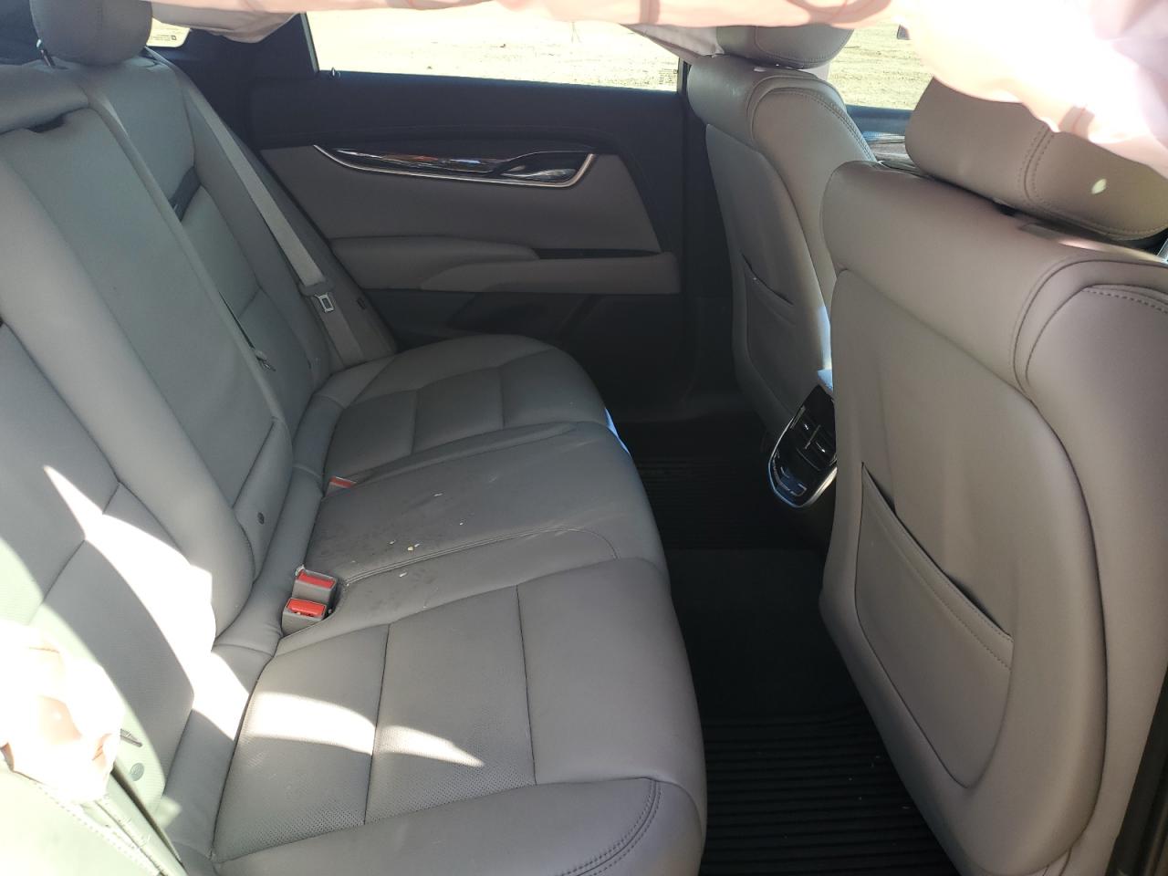 Cadillac XTS Premium Collection Image 9