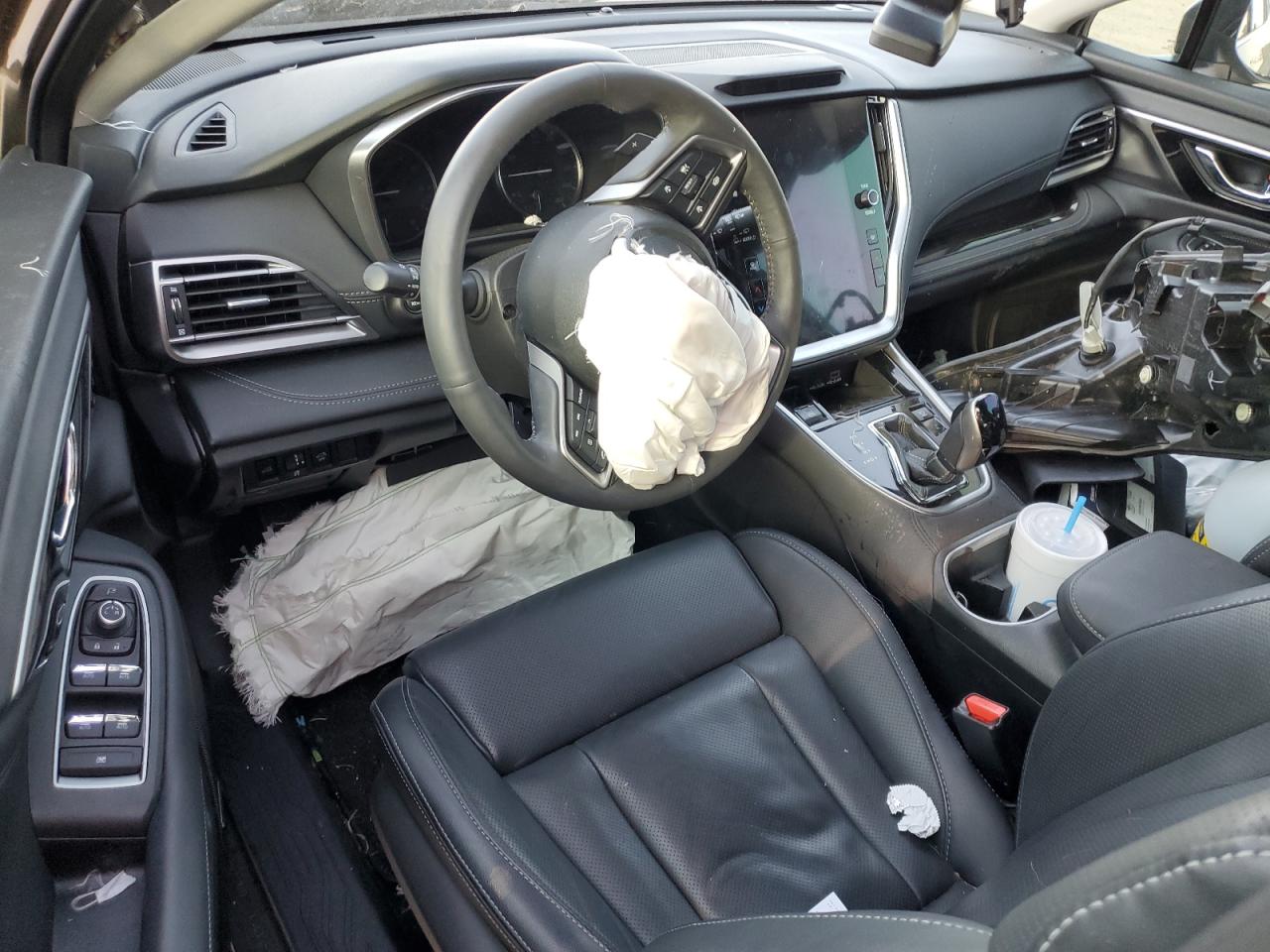 Subaru Outback Touring Image 8