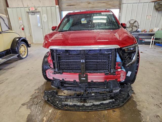 GMC Acadia Denali Image 3