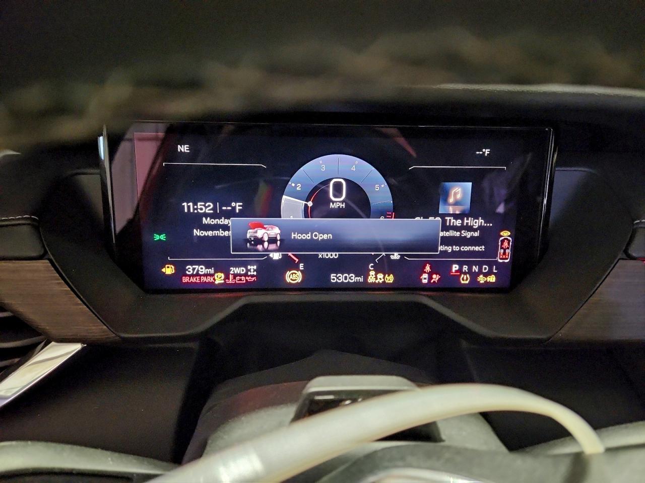 GMC Acadia Denali Image 7