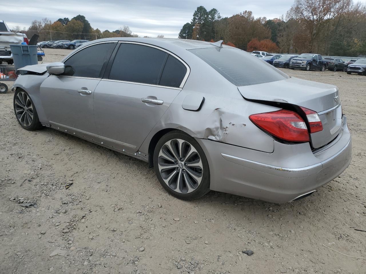 Hyundai Genesis 5.0l Image 3