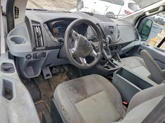 Ford Transit T-250 Image 3