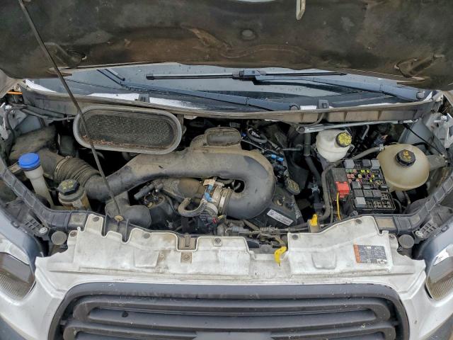 Ford Transit T-250 Image 4