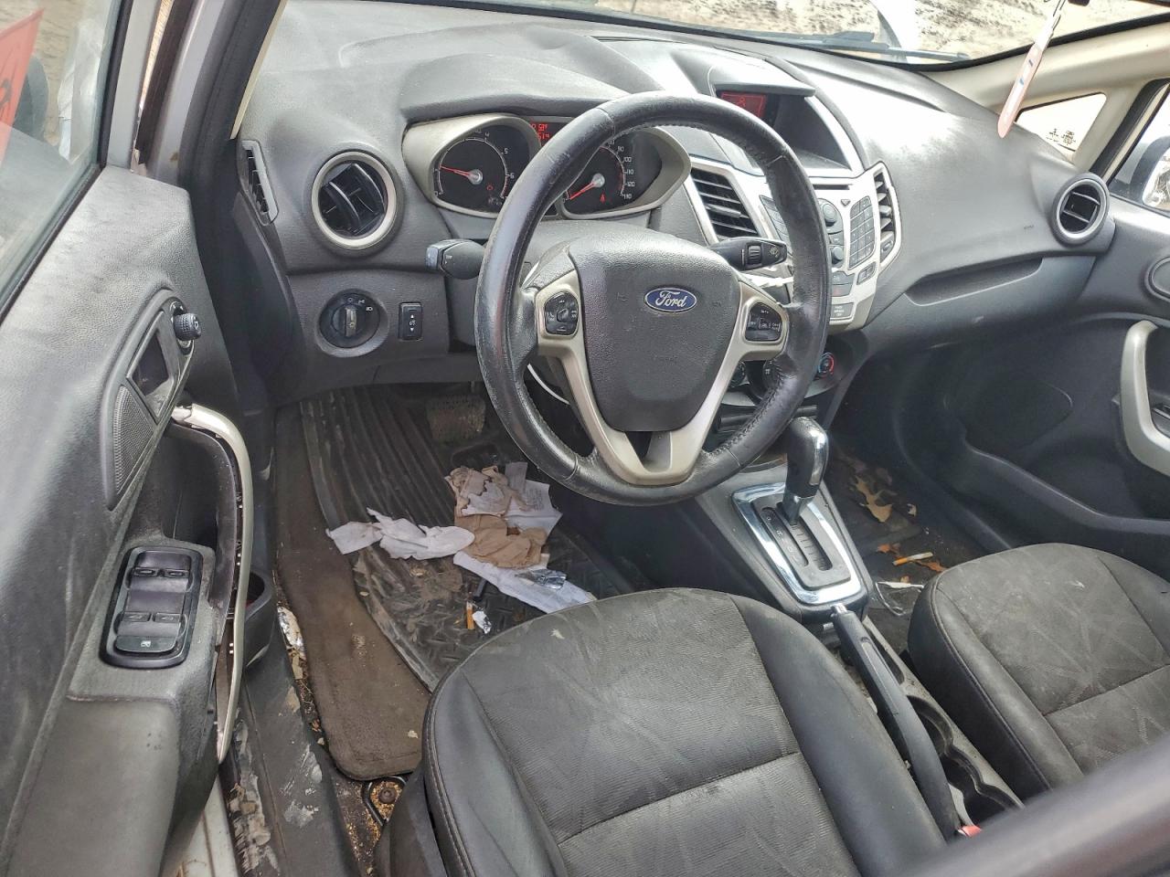 Ford Fiesta Se Image 12