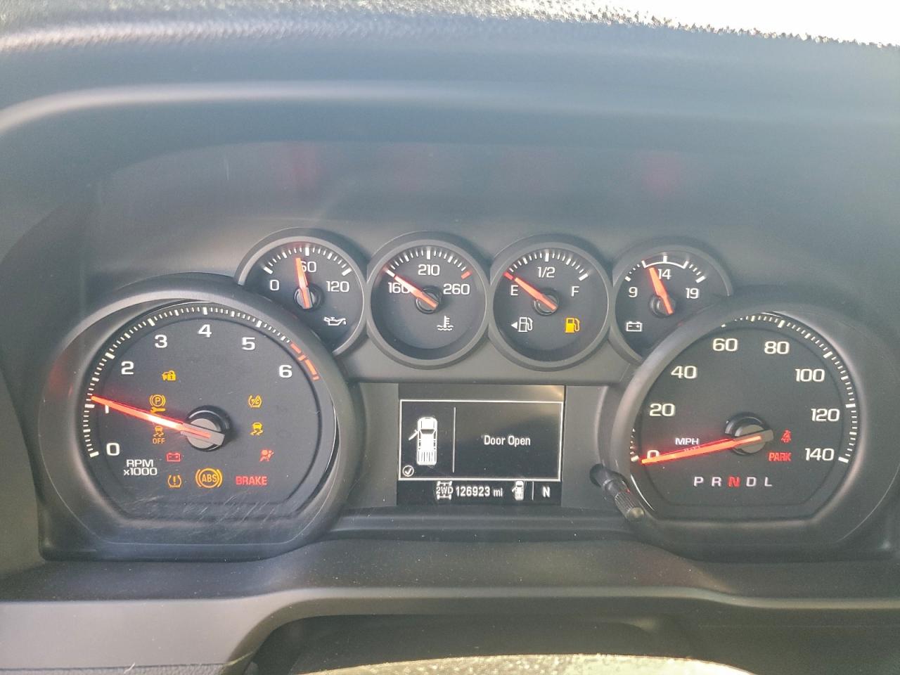 GMC Sierra K2500 Heavy Duty Image 4