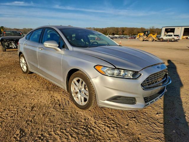 Ford Fusion Se Image 8