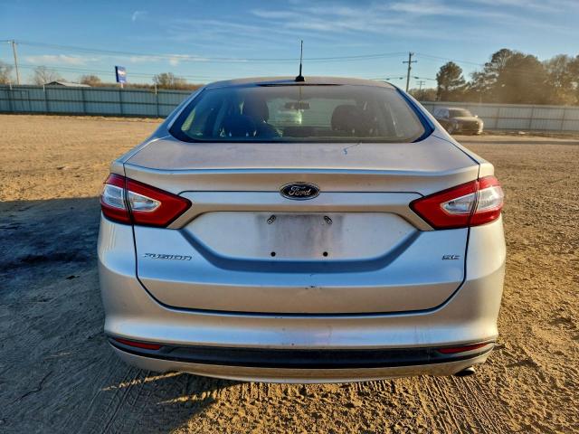Ford Fusion Se Image 3