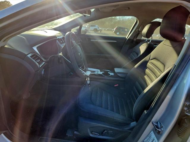 Ford Fusion Se Image 7