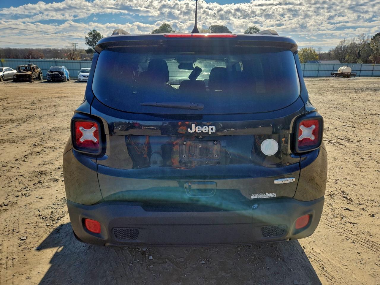 Jeep Renegade Latitude Image 6