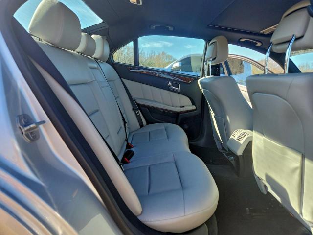 Mercedes-Benz E-Class 350 Image 7
