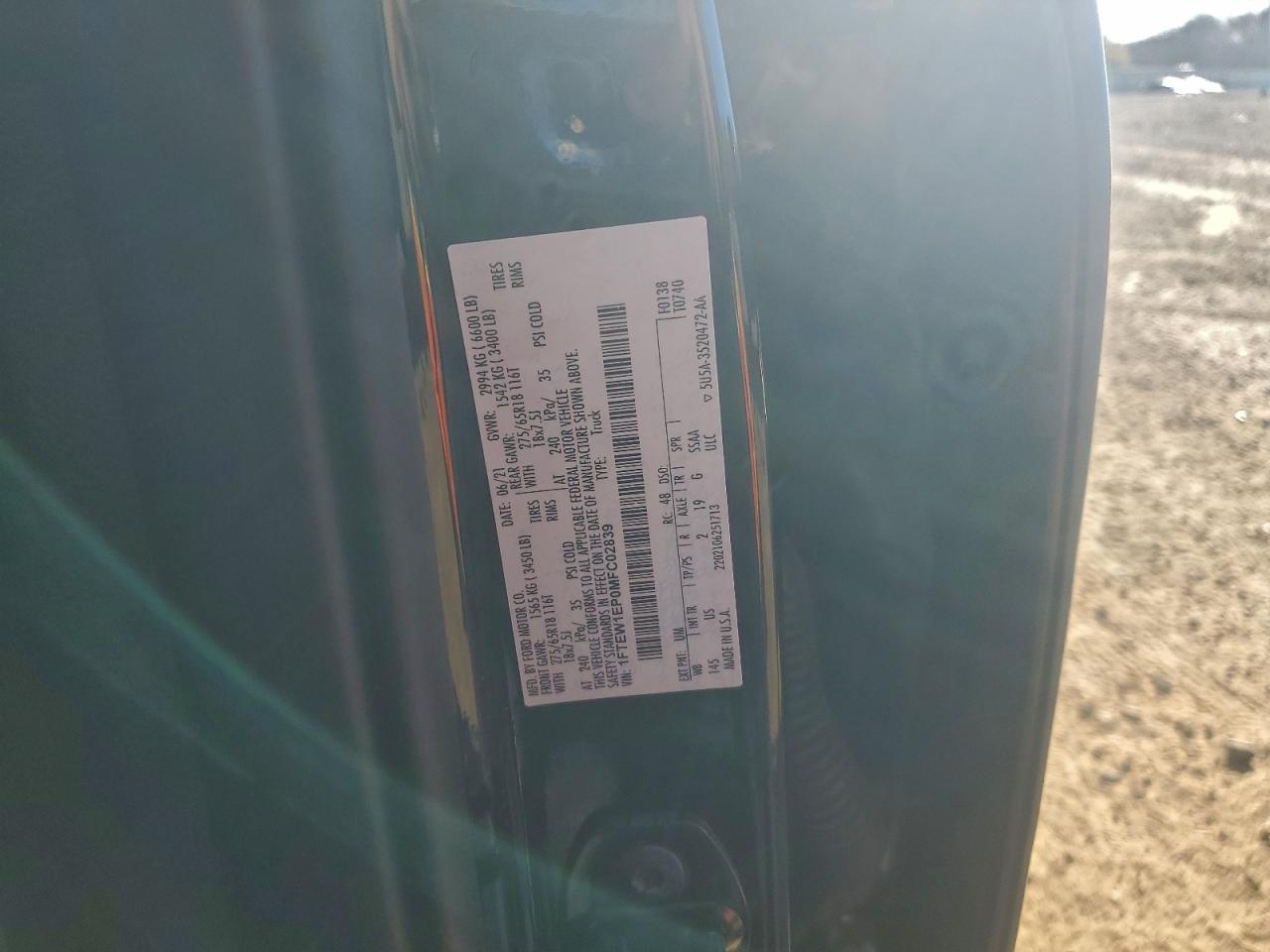 Ford F-150 Supercrew Image 12