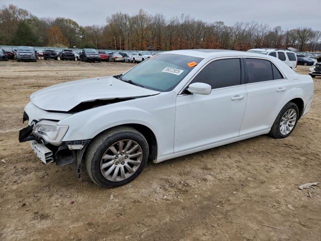  Salvage Chrysler 300