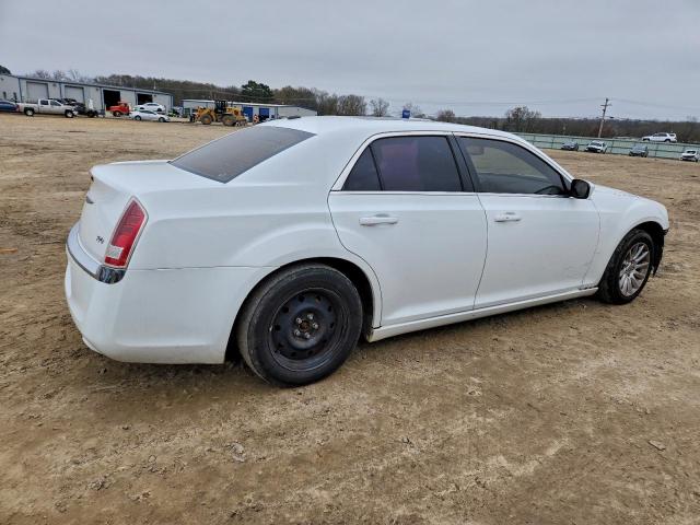 Chrysler 300 Image 9