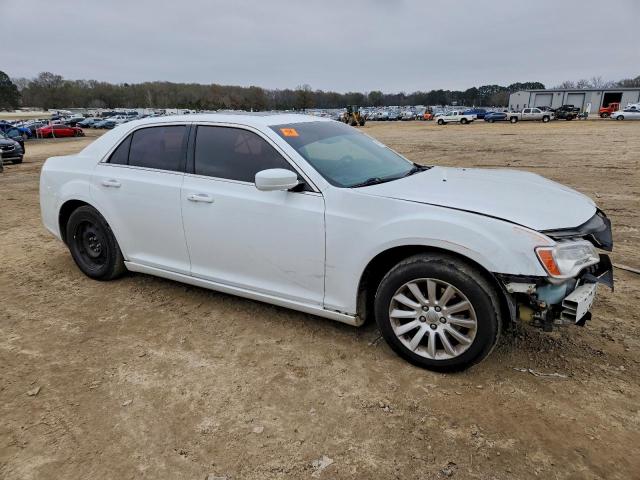 Chrysler 300 Image 12
