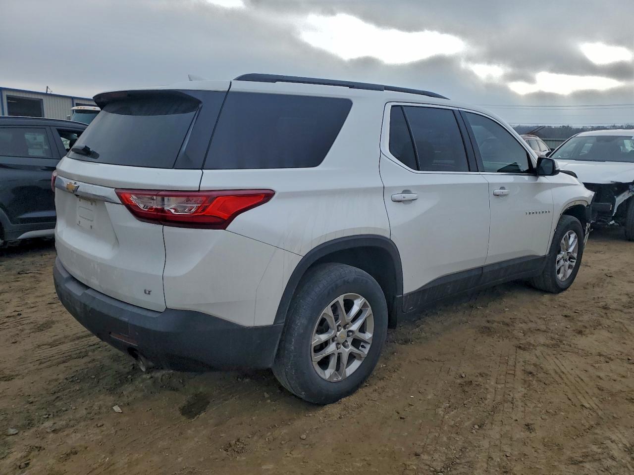 Chevrolet Traverse Lt Image 2