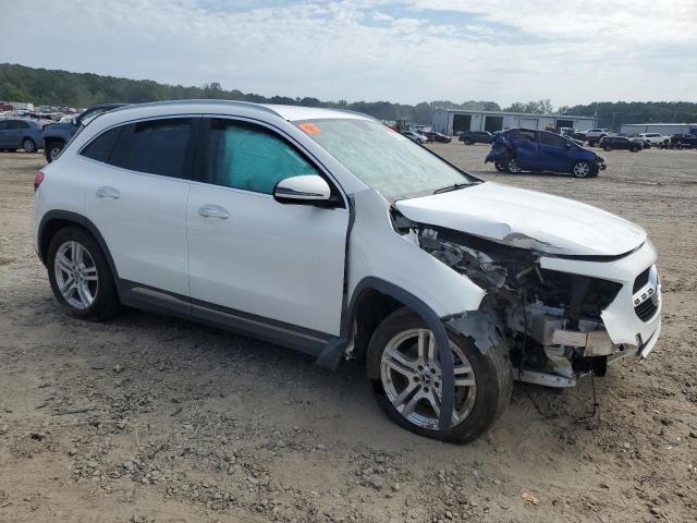 Mercedes-Benz GLA 250 Image 3