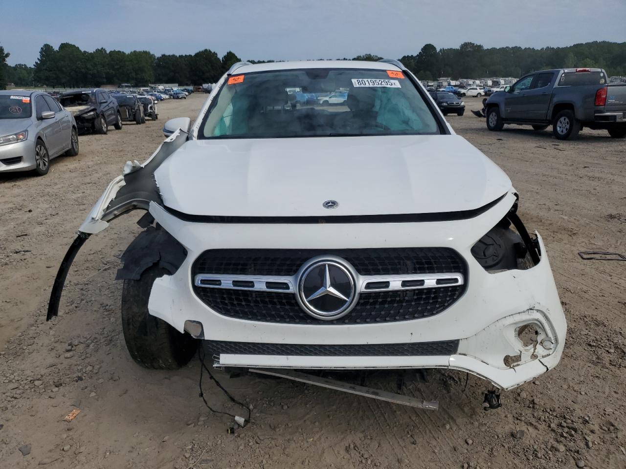 Mercedes-Benz GLA 250 Image 7