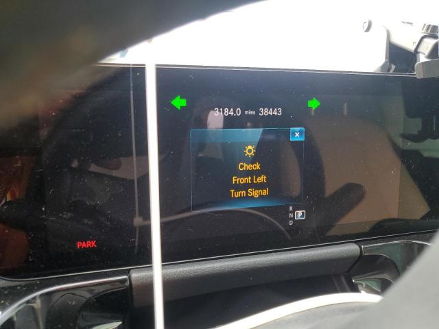 Mercedes-Benz GLA 250 Image 12