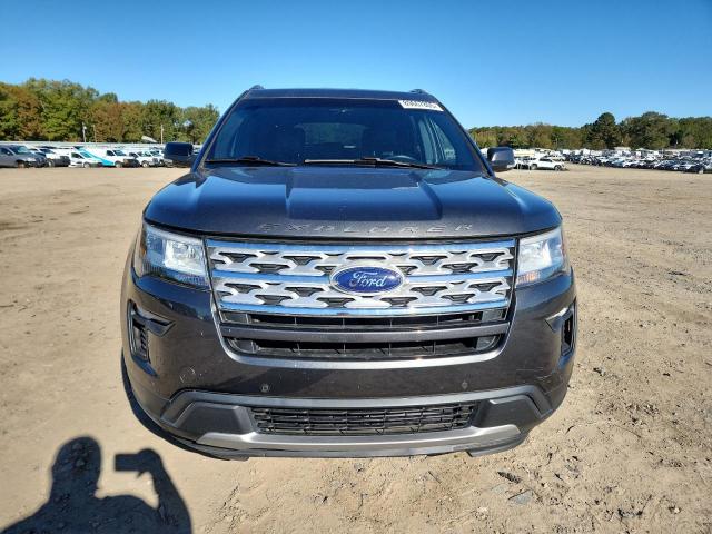 Ford Explorer Xlt Image 5