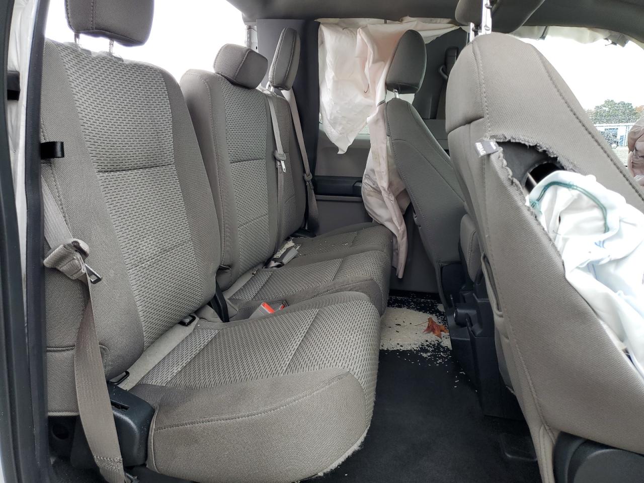 Ford F-150 Super Cab Image 11