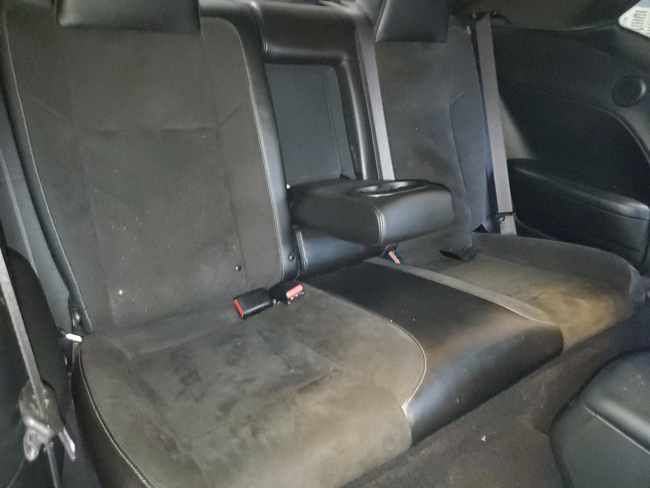 Dodge Challenger R/t Scat Pack Image 9