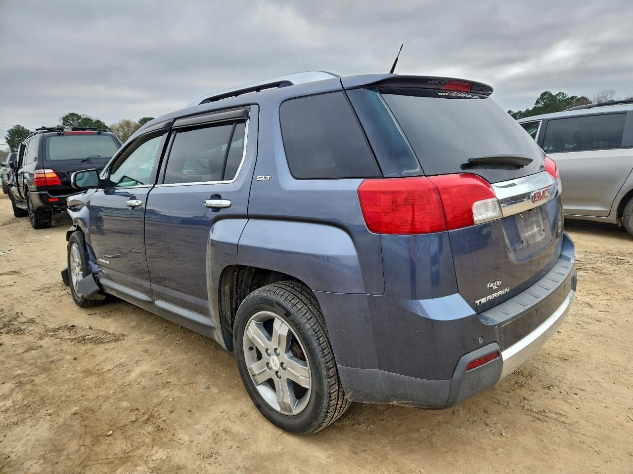 GMC Terrain Slt Image 2