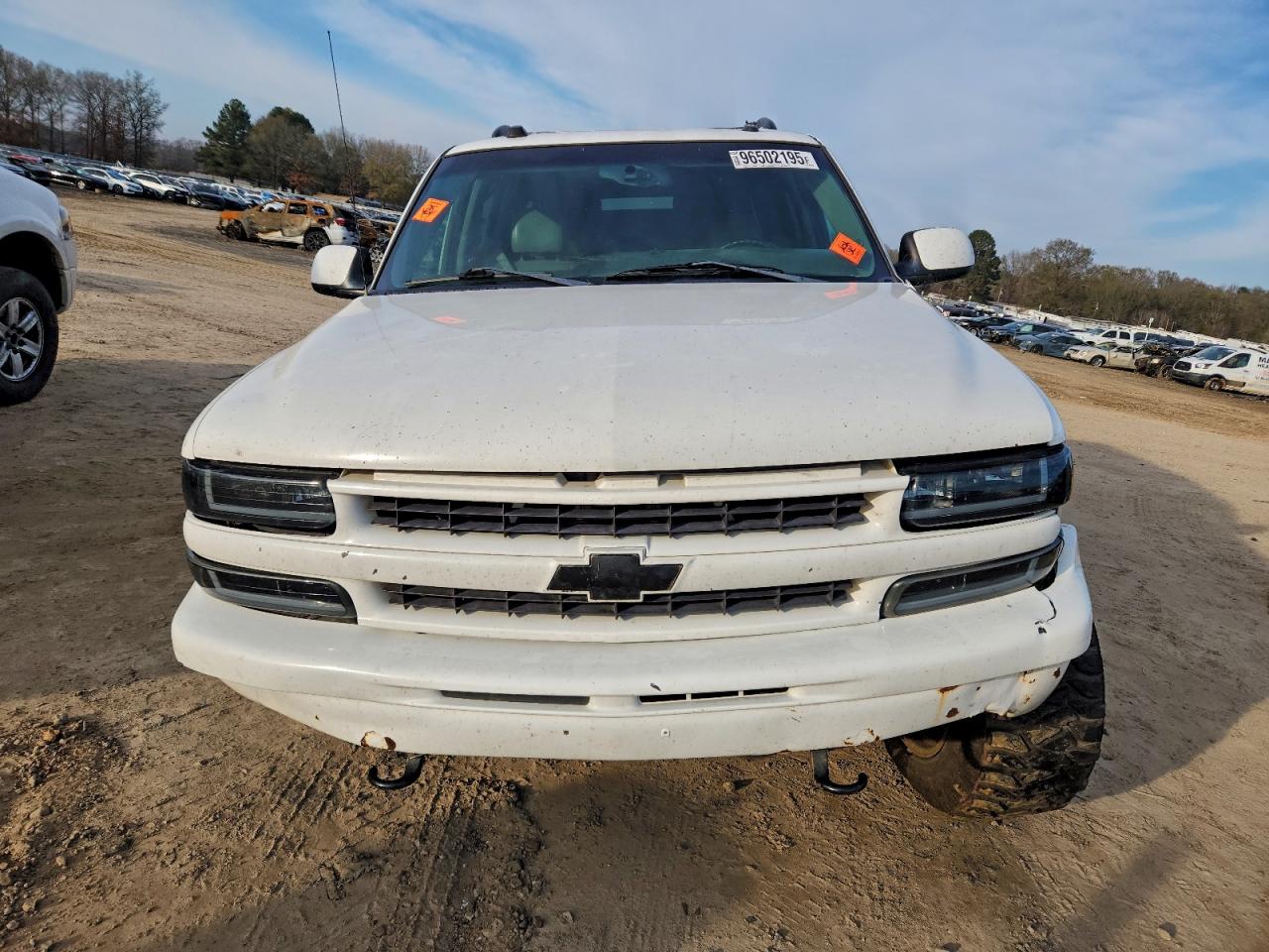 Chevrolet Suburban K1500 Image 3