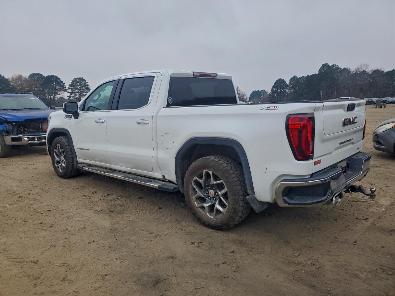 GMC Sierra K1500 Slt Image 2