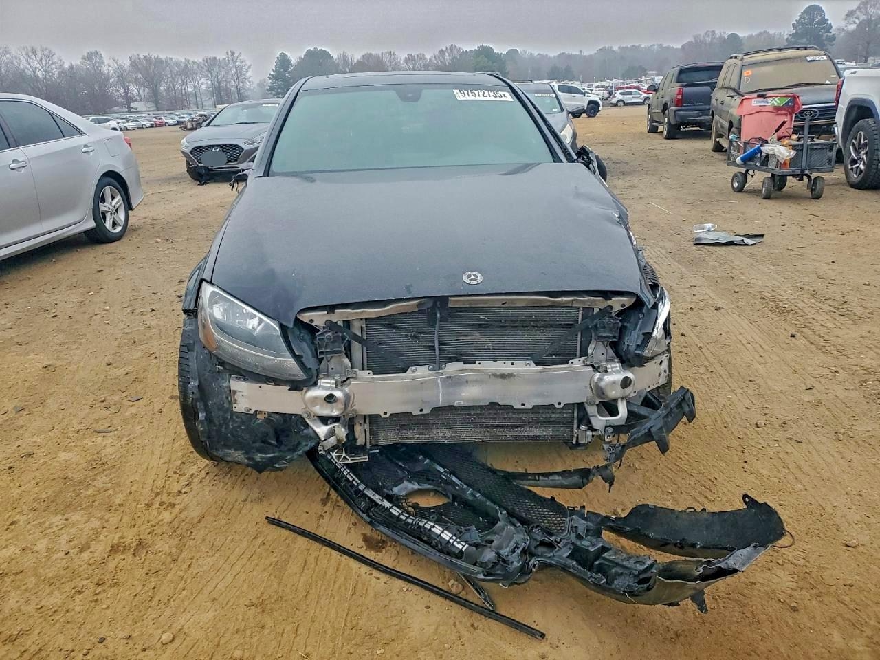 Mercedes-Benz C-Class 300 Image 4