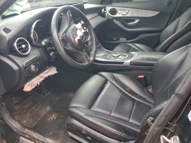 Mercedes-Benz C-Class 300 Image 2