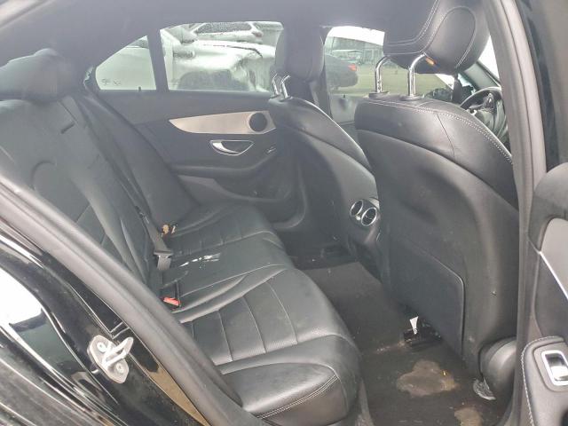 Mercedes-Benz C-Class 300 Image 8