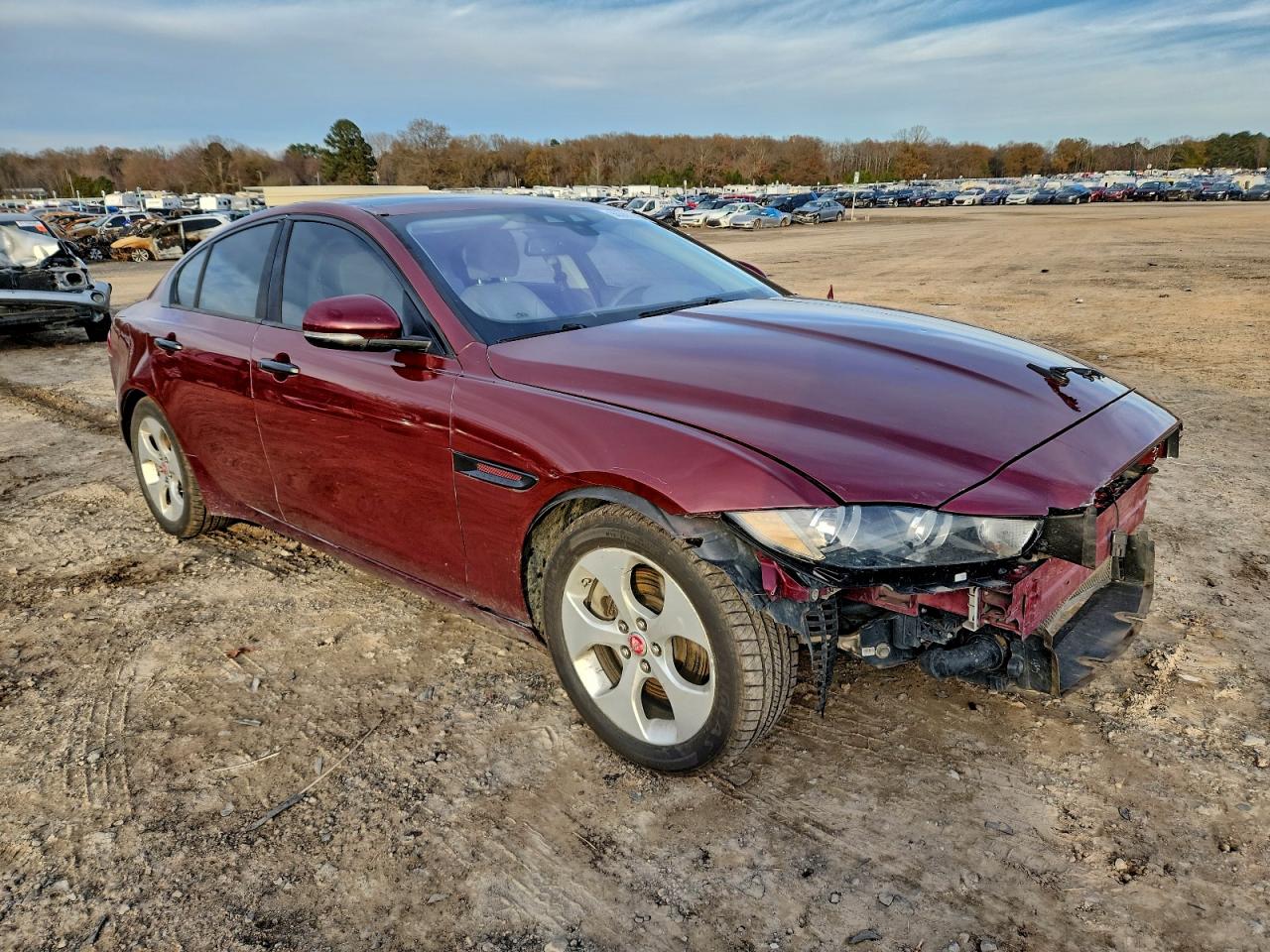 Jaguar XE Image 11