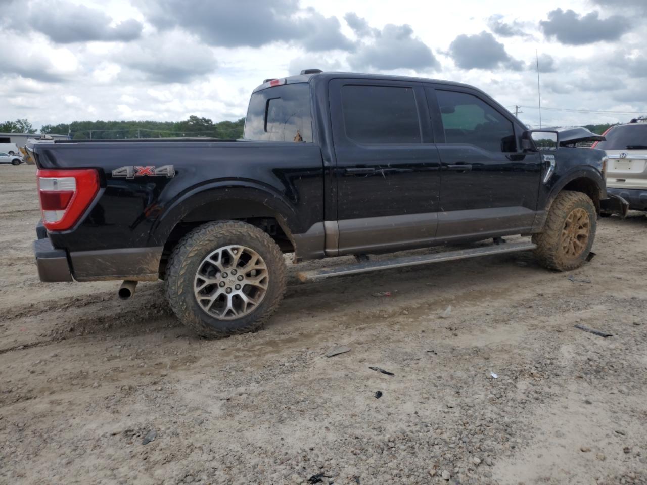 Ford F-150 Supercrew Image 3