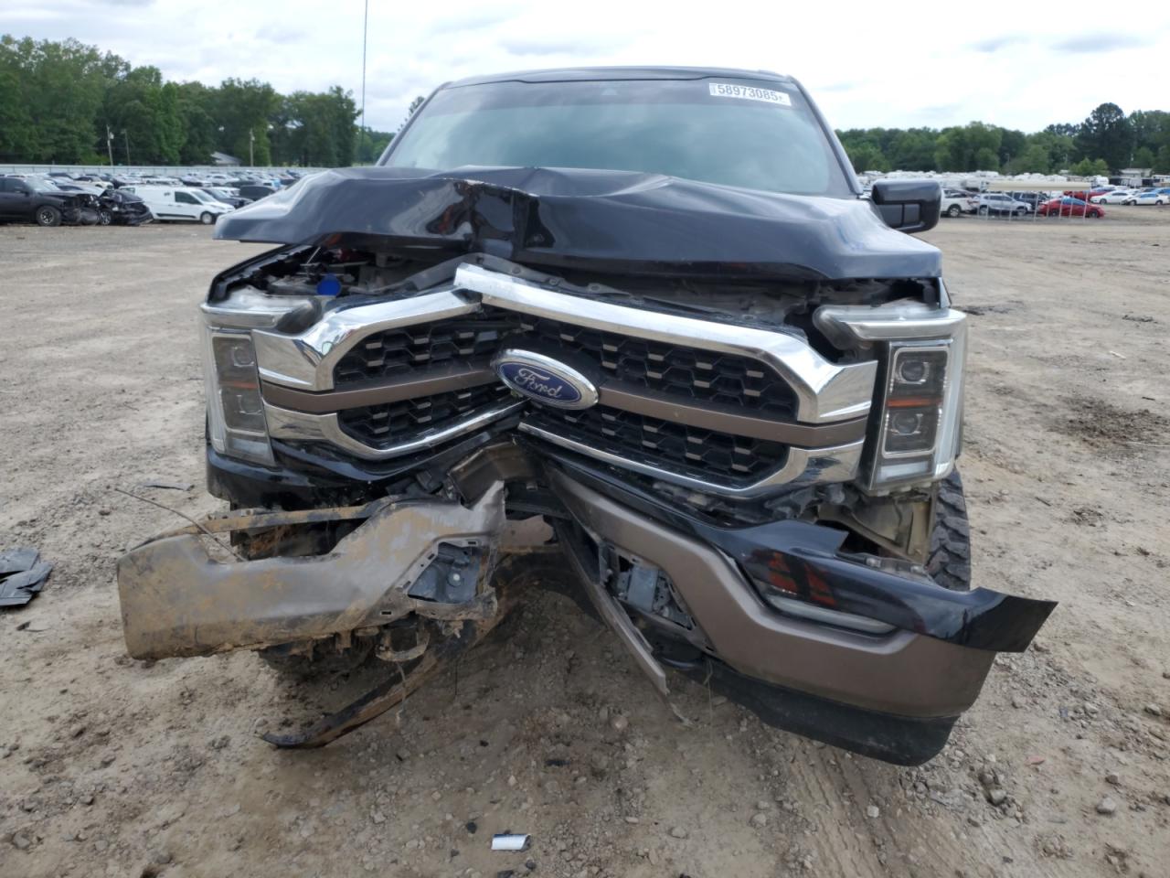 Ford F-150 Supercrew Image 4