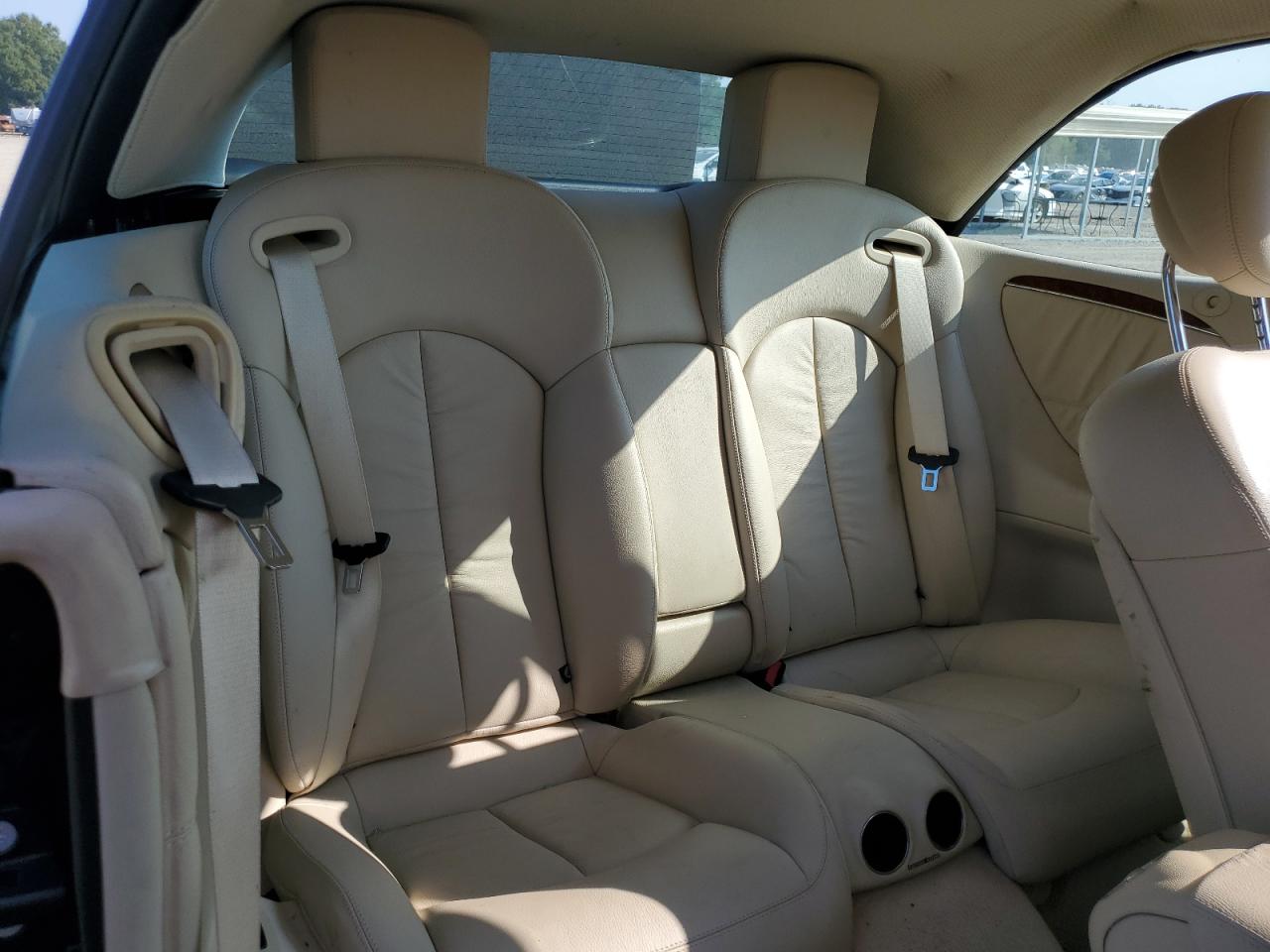 Mercedes-Benz Clk-class 550 Image 10