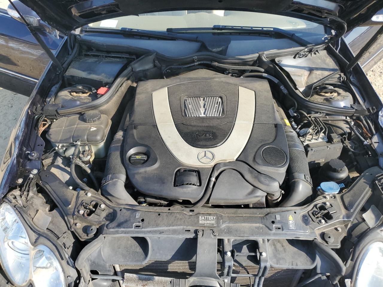 Mercedes-Benz Clk-class 550 Image 6