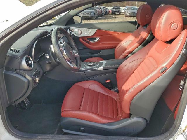 Mercedes-Benz C-Class 300 Image 7