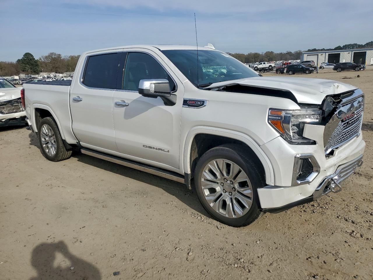GMC Sierra K1500 Denali Image 4