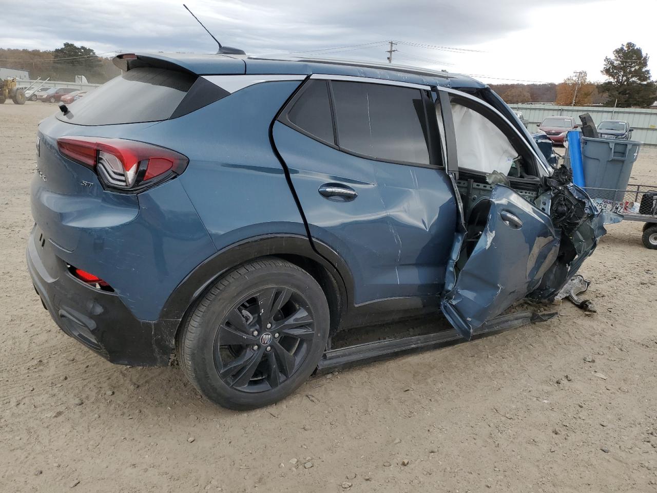 Buick Encore Sport Touring Image 2