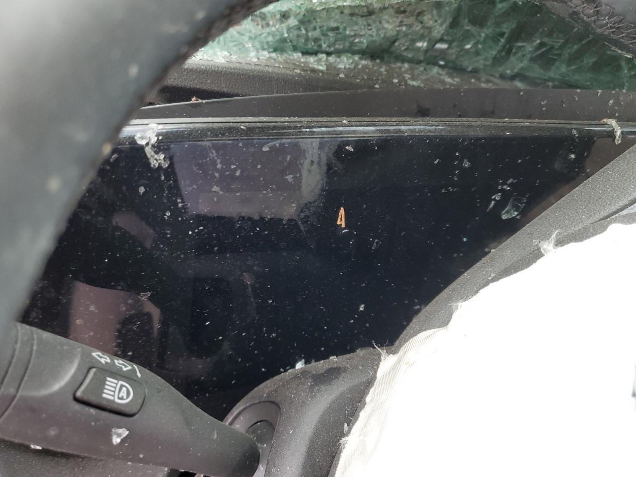 Buick Encore Sport Touring Image 5