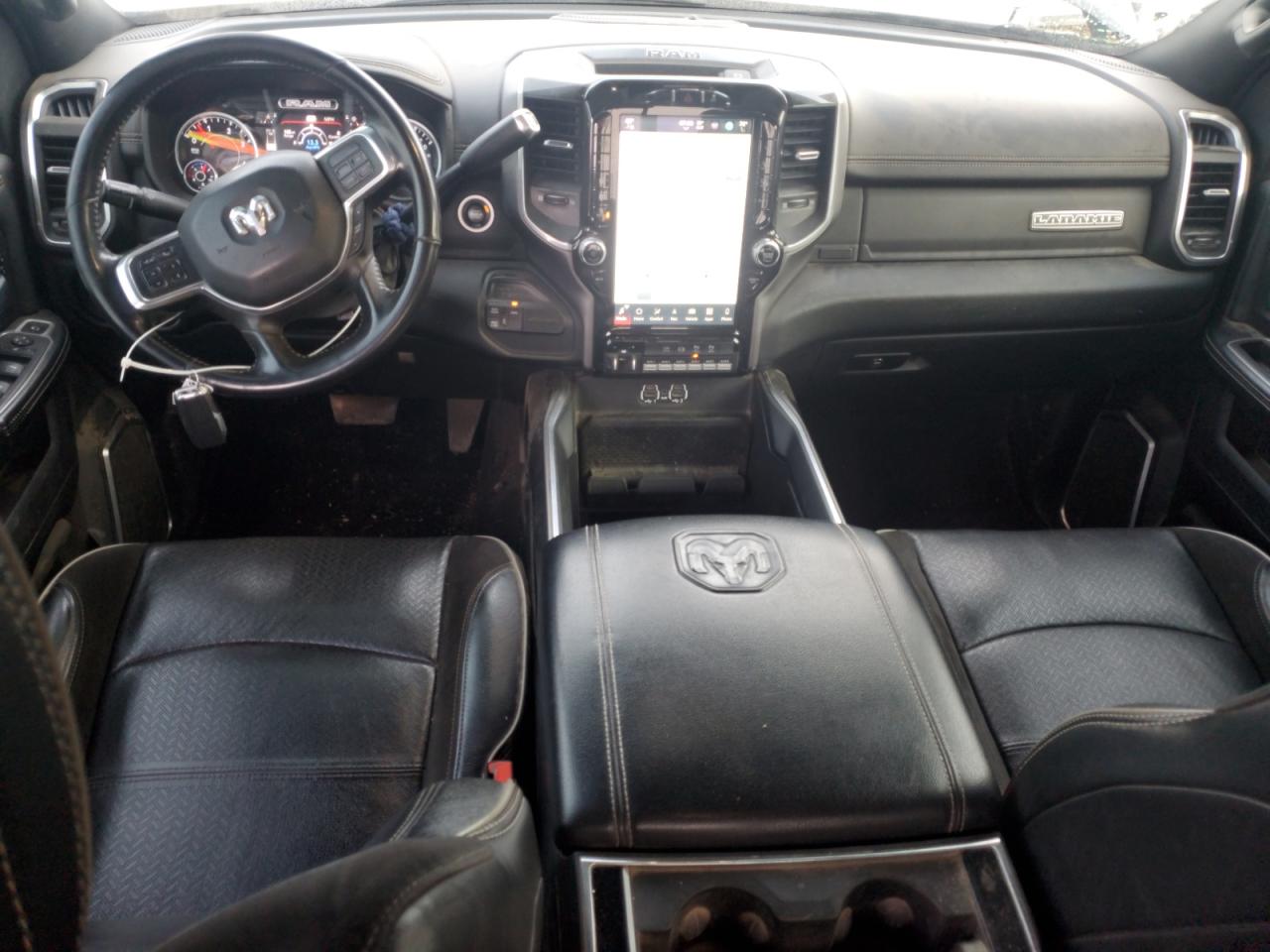 Ram 3500 Laramie Image 12