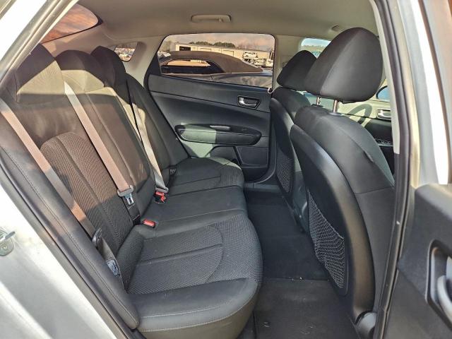 Kia Optima Lx Image 12